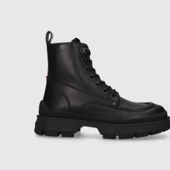 Moncler Herren Stiefeletten HEVEA CITY Kalbsleder schwarz